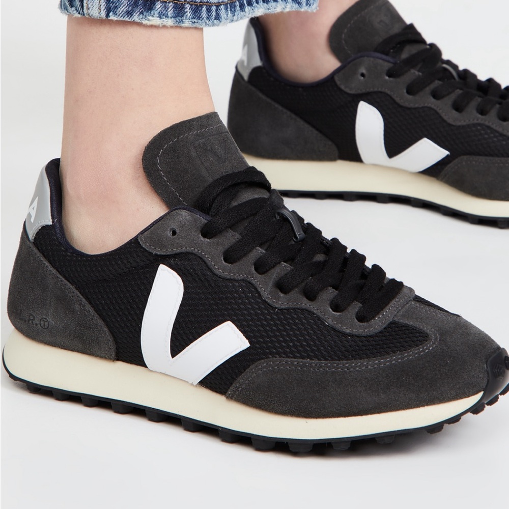 Veja Rio Branco Sneakers